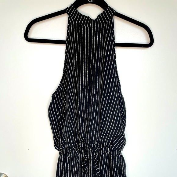 🖤 Just My Stripe Black Striped Romper 🤍 - Picture 5 of 9
